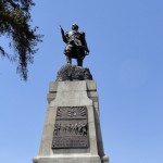 Tengo mi pistola y espada.